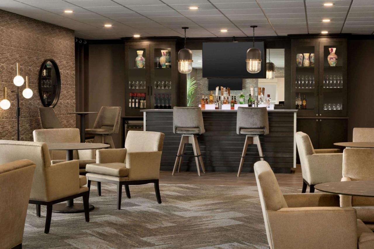 Microtel Inn And Suites By Wyndham Weyburn Exterior foto
